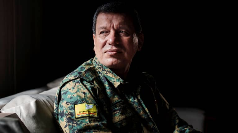 قائد "قسد": الأكراد لا يخططون للانفصال عن سوريا