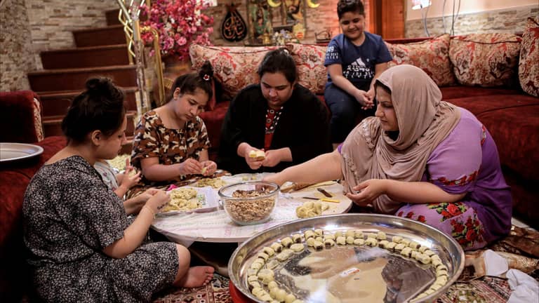 كيف يؤثر الطعام على "ارتباطنا كعائلة"؟