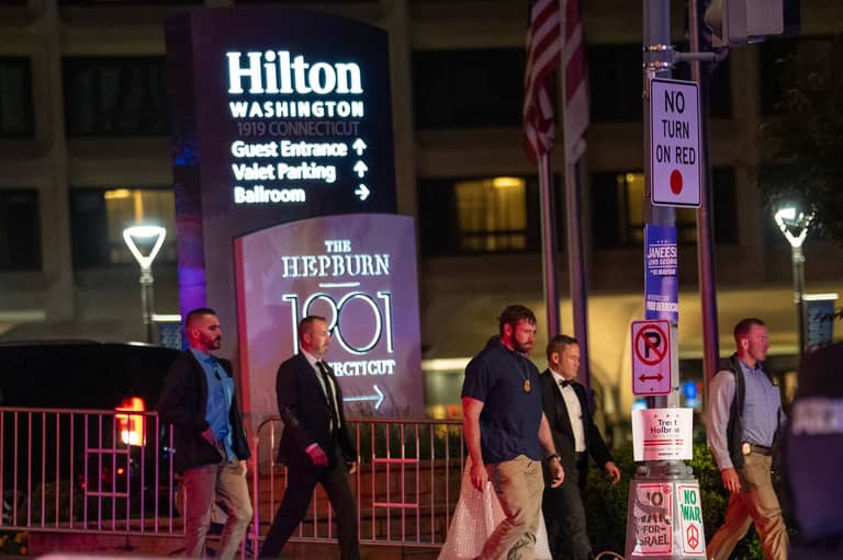 من ريغان إلى ترامب… فندق يطارد ذاكرة محاولات اغتيال