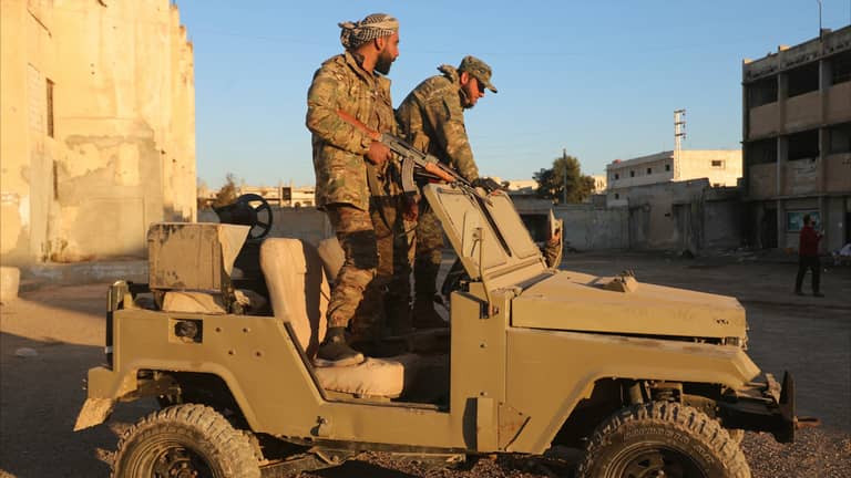 حلب أمام مفترق طرق.. الفصائل تتقدم وهذه خطة الجيش