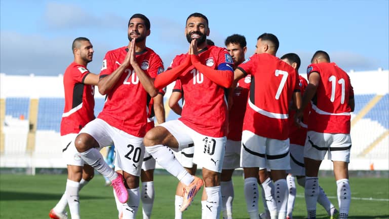 العرب في المونديال.. تأهل مصري وفوز سعودي وهدية للإمارات