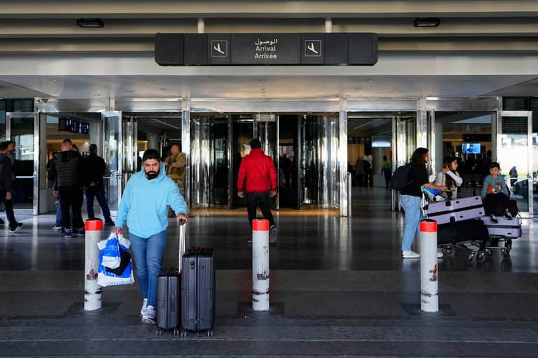 مطار بيروت قد يغلق أبوابه ليلا وفي الـWeekend