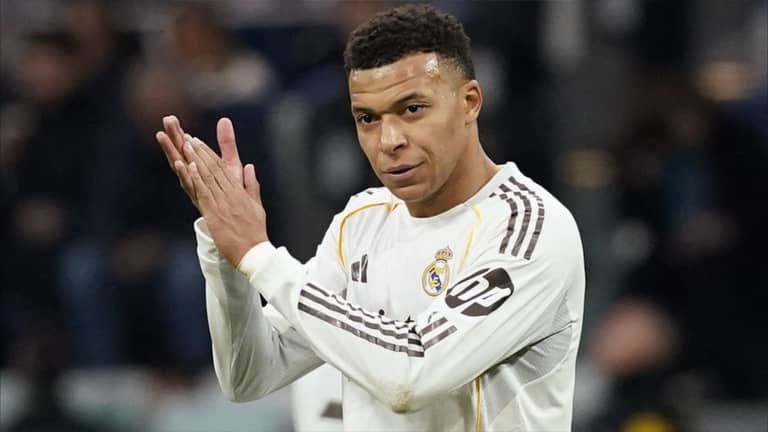 "اليويفا" يغرّم ريال مدريد بسبب تحية نازية!