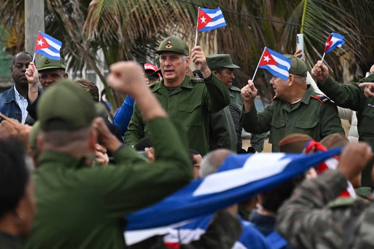 واشنطن تبحث عن "خيانة داخلية" في هافانا قبل نهاية العام