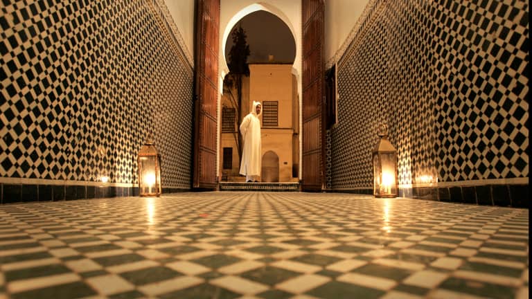 "رياض المغرب".. ملاذ السائحين الهادئ