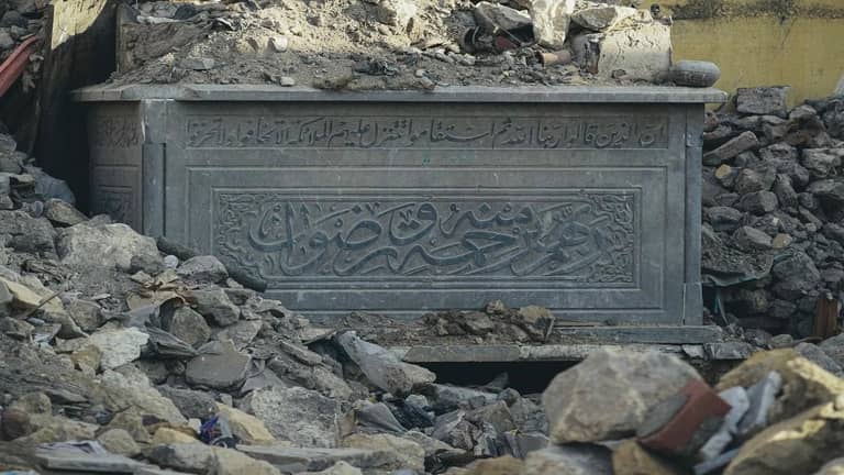 مدينة الموتى تتحول إلى الخالدين.. تراث معرض للخطر في مصر