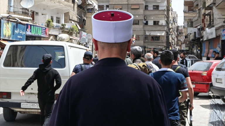 دروز سوريا.. من النأي بالنفس في عهد الأسد إلى مواجهة الشرع