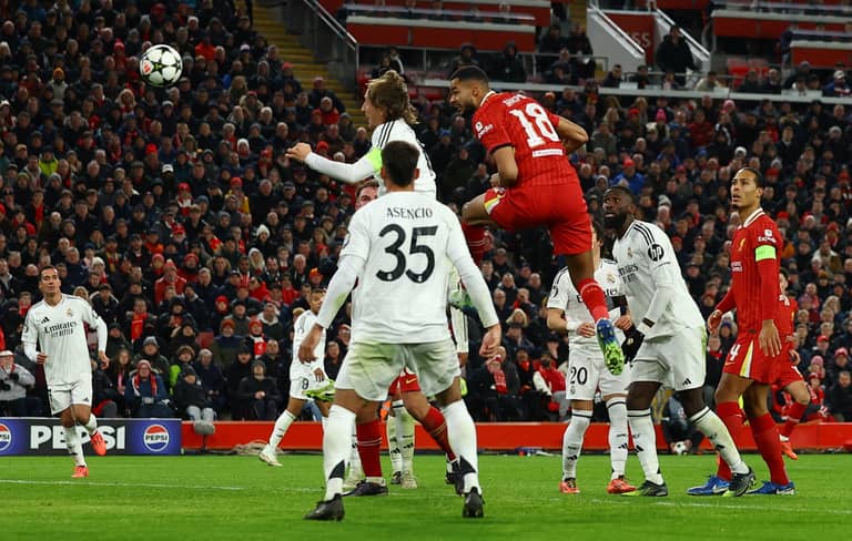 من السيتي إلى ريال مدريد.. لماذا يتراجع الكبار؟