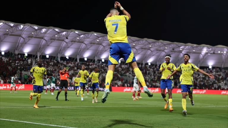 رونالدو يدشن عهد بيولي بتألق واحتفال عائلي