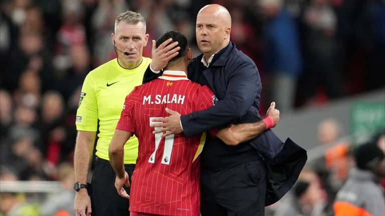 محمد صلاح والكرة الذهبية.. الحل في ليفربول
