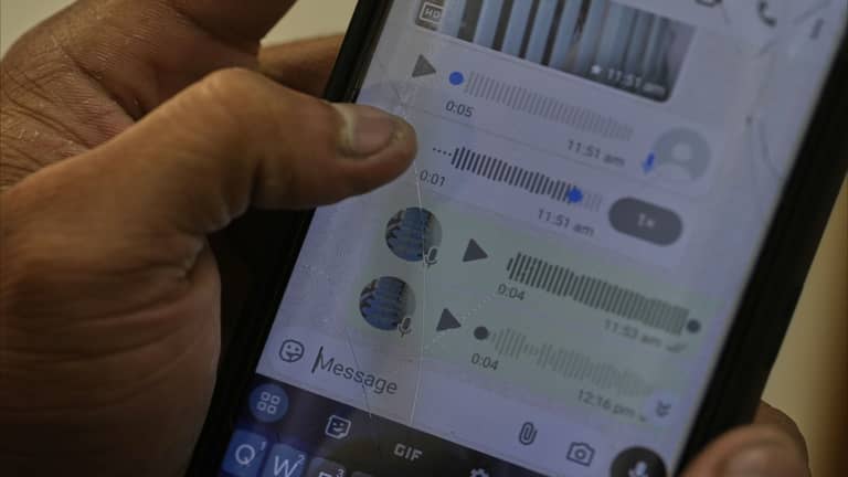 ميتا تلخص رسائل واتساب والرد بـAI.. ماذا عن الخصوصية؟