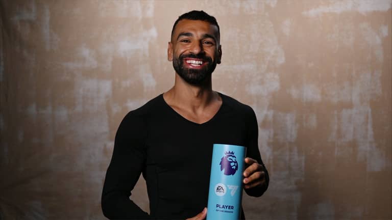 صلاح "التاريخي" أفضل لاعب بالبريميرليغ مجددا