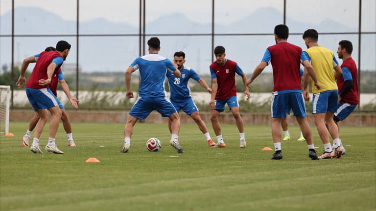إيران تخوض المونديال الأميركي عن بعد!