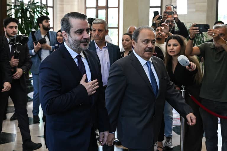الشيباني في لبنان.. دمشق تنفي التدخل وتطلب التنسيق