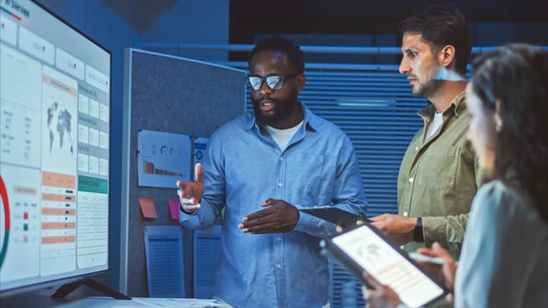 مبرمج وتستخدم AI.. قد يجعلك أبطأ