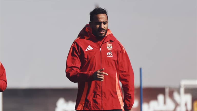 "سرطان في الأهلي".. أسطورة الزمالك يفتح النار على كهربا