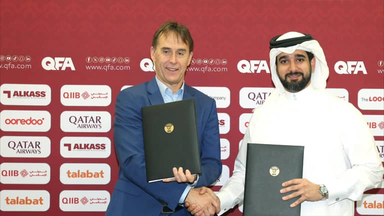 "أنا جاهز".. لوبيتيغي يحمل أحلام قطر المونديالية