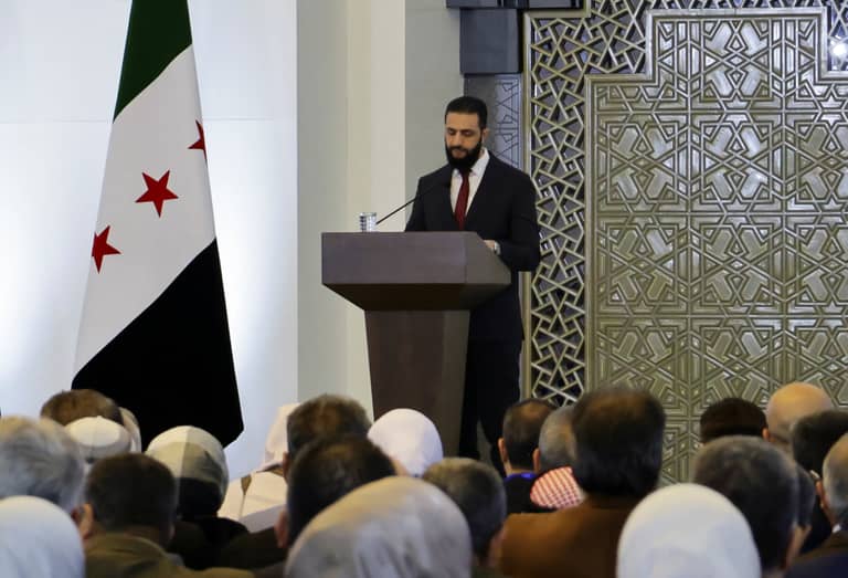 أبرز رسائل الشرع في "الحوار الوطني" السوري