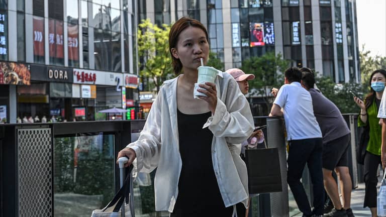 تباطؤ الاقتصاد الصيني يهدد "شاي الفقاعات"