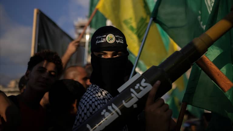 أسرى مقابل قادة.. هل حاصر نتنياهو رهائنه بنفسه؟