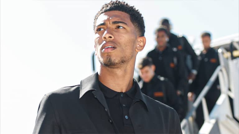 ريال مدريد يتأنق بـ"أفخم ماركة للملابس"