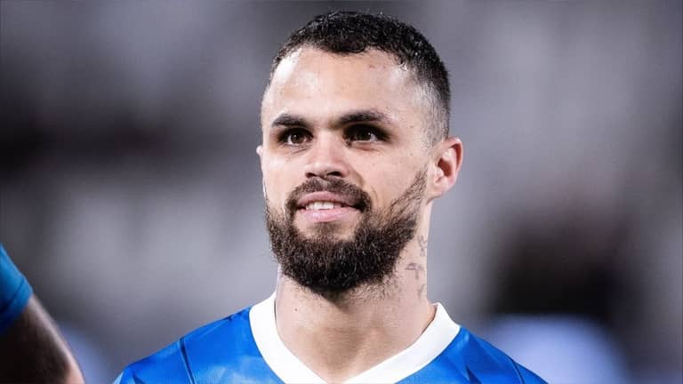 ميشيل ديلغادو يرحل عن الهلال السعودي