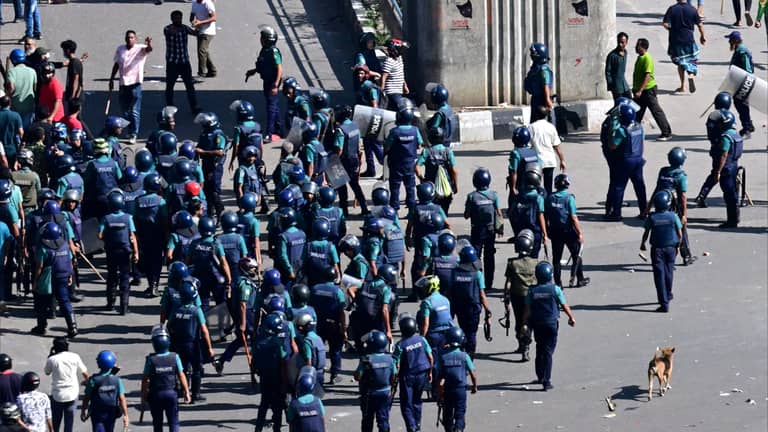 300 قتيل في احتجاجات بنغلادش