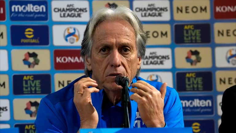 مفاجأة محتملة.. الشلهوب بديل "المقال" جيسوس في الهلال