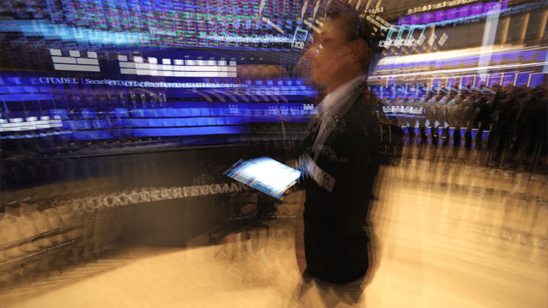 الأسواق العالمية احتفلت الجمعة.. كيف أخطأت بقراءة فتح هرمز؟