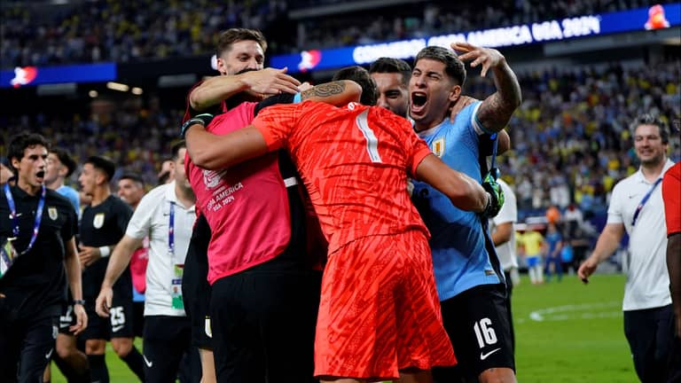 البرازيل تتعلم من أوروغواي في كوبا أميركا