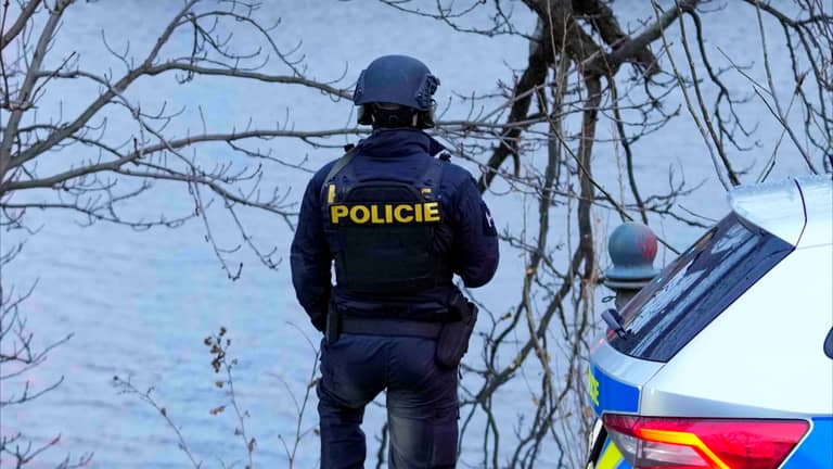 مقتل سيدتين طعنا بمتجر في جمهورية التشيك