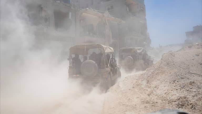 إسرائيل تغرق في رمال غزة