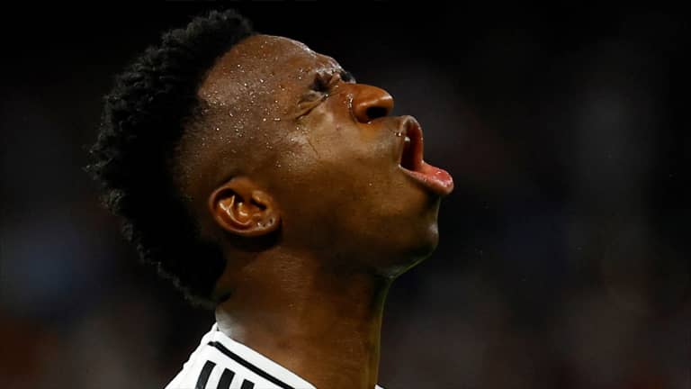 مدرب السامبا يختار بديل "المصاب" فينيسيوس