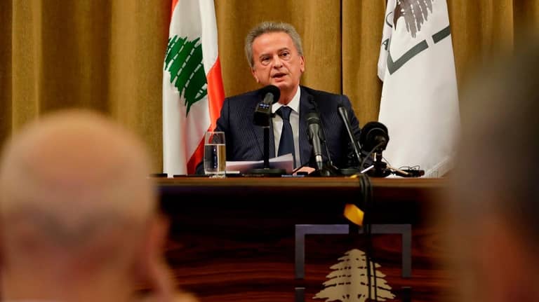 "محتجز؟".. ما مصير رياض سلامة بعدما أوقفت ألمانيا ملاحقته؟