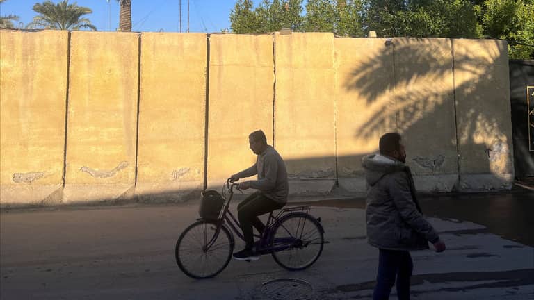 تبرعات عراقية للبنان وغزة "من جيب مواطن لا يريد"
