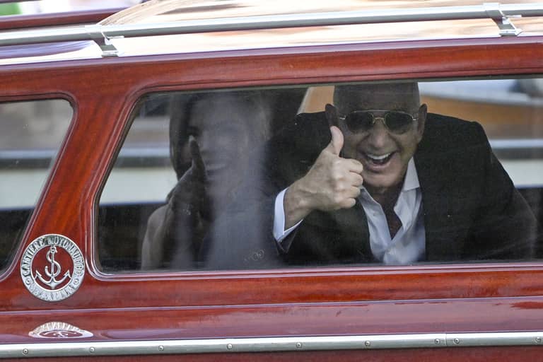 زفاف جيف بيزوس بالأرقام.. بذخ غير مسبوق في البندقية