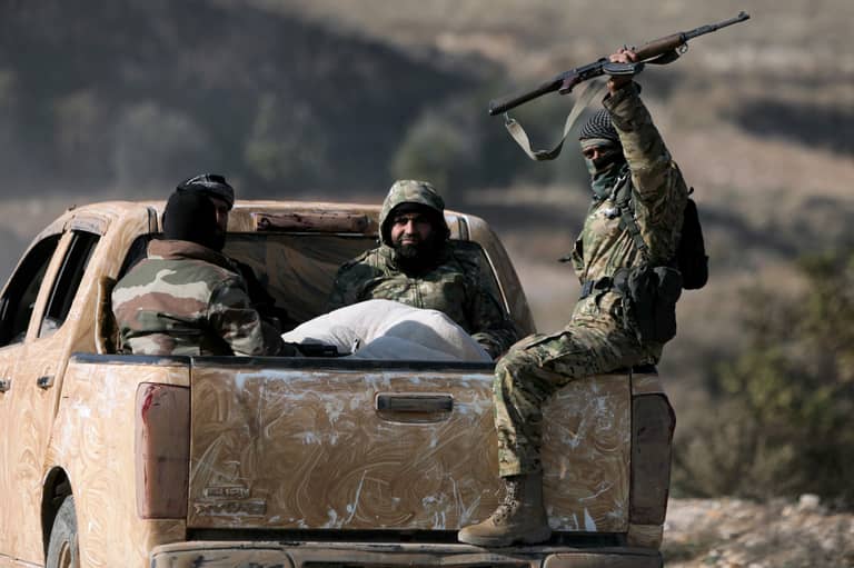 هجوم الفصائل في سوريا "يحقق هدفين" لأردوغان