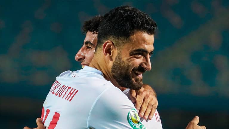 عرب الكونفدرالية يرفعون شعار "لا نعرف سوى الفوز"