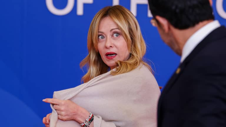 "طلب مشين".. ميلوني تهاجم سويسرا بسبب "فاتورة"