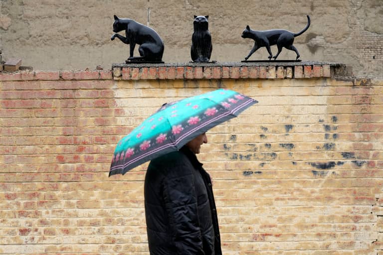 رغم الأمطار.. خزانات مياه طهران جافة