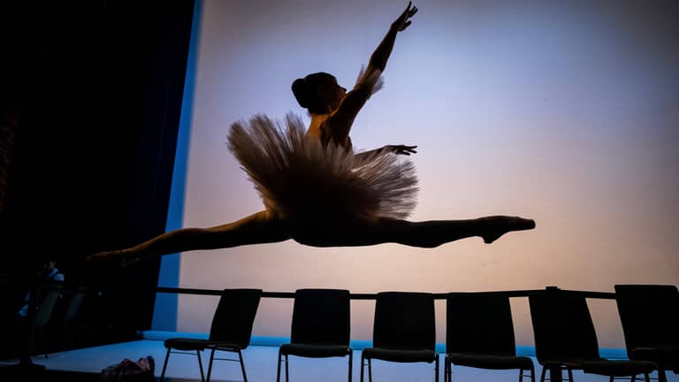 بطانة الرحم المهاجرة.. كيف تكتشفين الأعراض؟