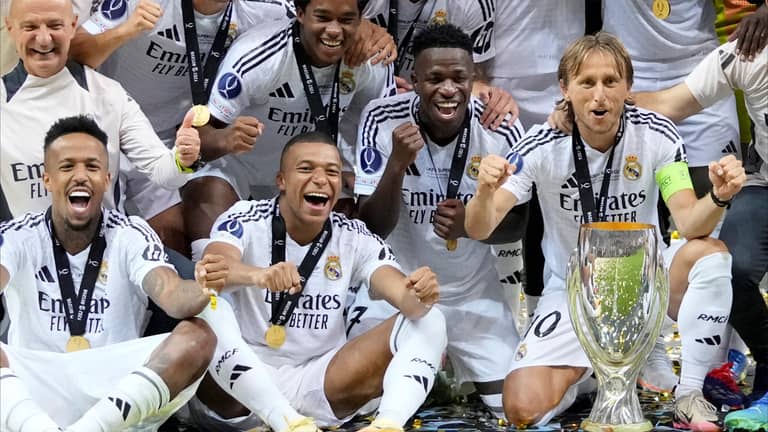 بتشكيلة مليارية.. ريال مدريد ملك "بيزنس كرة القدم"