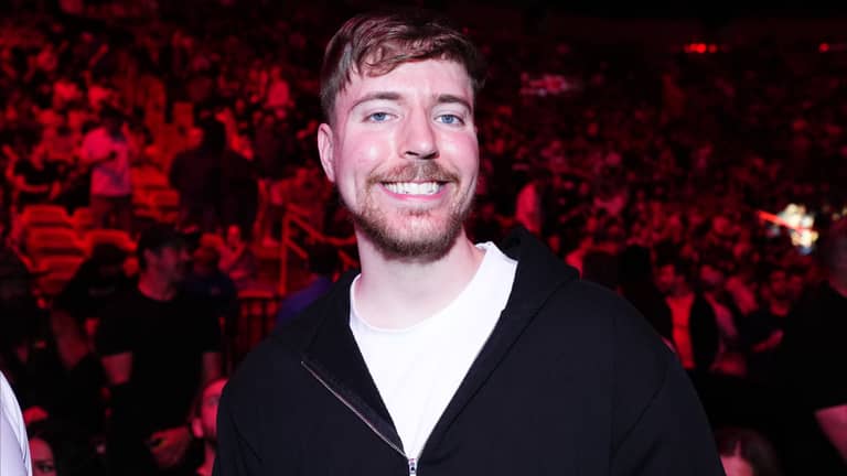 مسؤول مصري يوضح شروط زيارة الأهرامات بعد واقعة Mr Beast