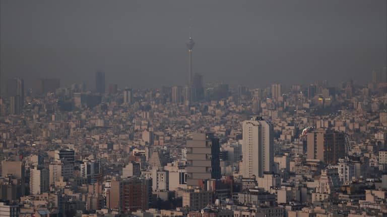 ما بعد الضربة.. إسرائيل تحذر وأميركا تنصح إيران
