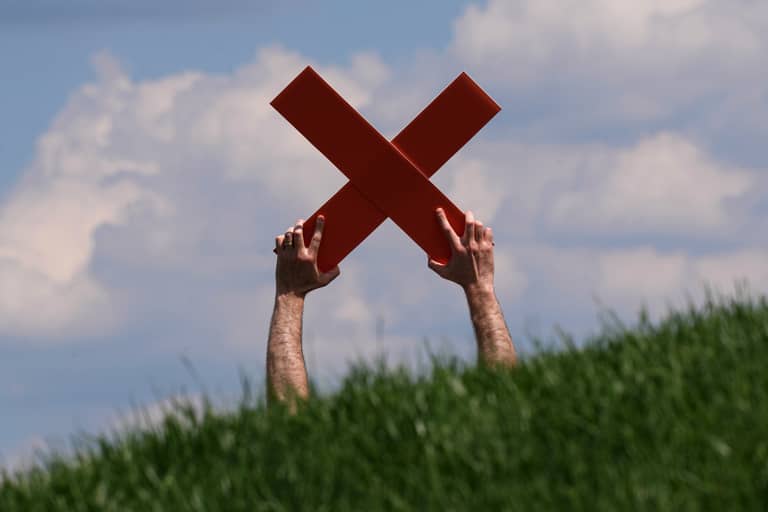 تعطل منصة إكس لعشرات الآلاف من المستخدمين