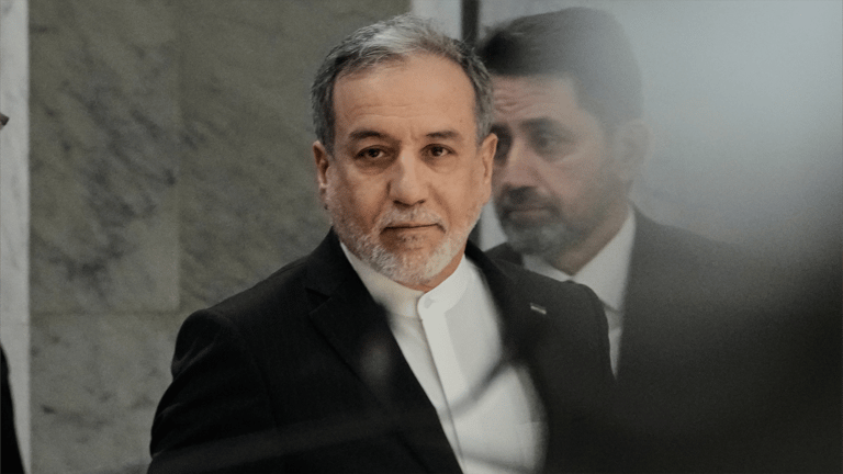 بعد الدمار والحصار.. عراقجي: احترمونا