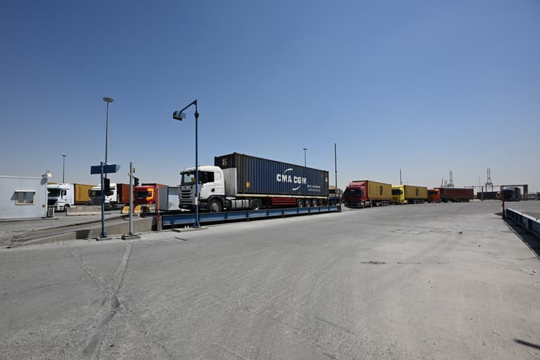 البصرة تدفع ثمن حرب هرمز.. النفط متوقف والوظائف تتبخر