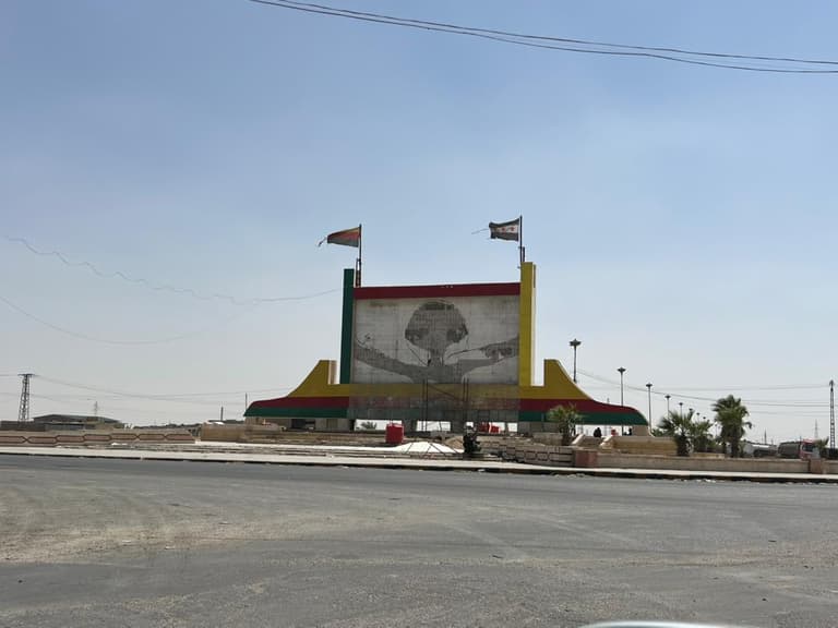 بعد حلّ "قسد".. انقسام كردي بين مؤيد للاتفاق ومتحفظ